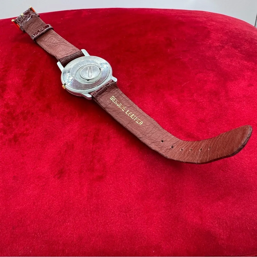 Vintage Y2K Swiss Time Quartz Watch, Leather Band‎
